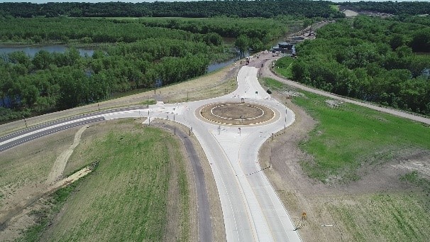 A birds-eye view of a roundabout intersection